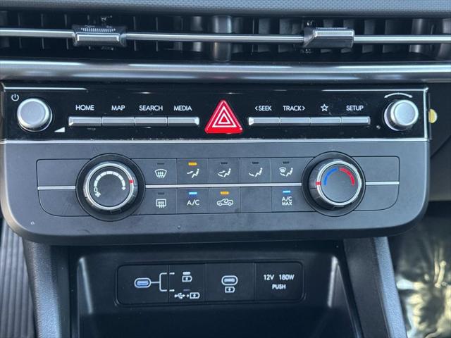 2025 Hyundai Santa Cruz SE