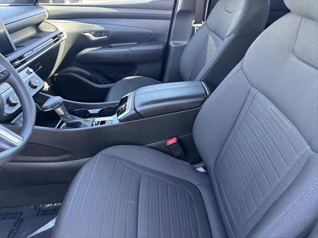 2025 Hyundai Santa Cruz SE