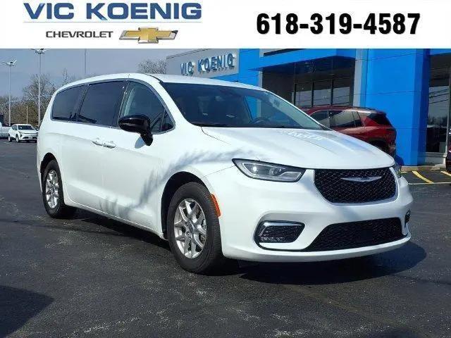 2024 Chrysler Pacifica Touring L for sale in Carbondale, IL