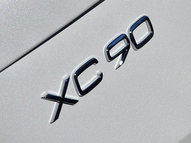 2026 Volvo XC90 Ultra, B6 AWD Gas (mild hybrid), Gasoline, Bright, 7 Seats