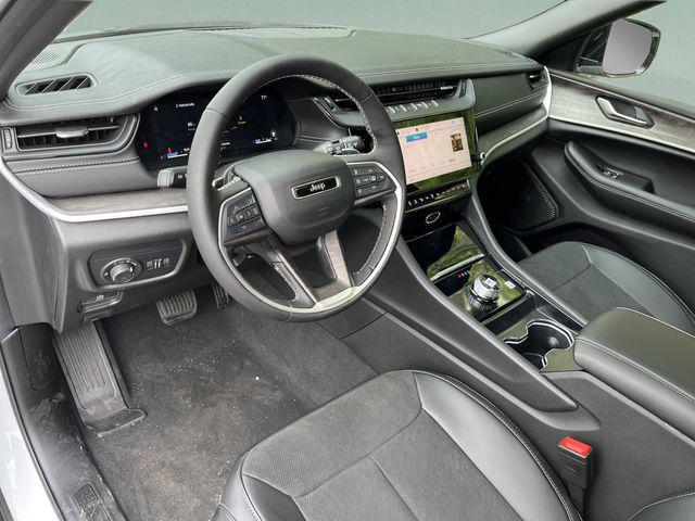 2026 Jeep Grand Cherokee L Altitude 4x2