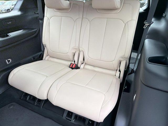 2026 Jeep Grand Cherokee Limited 4x2