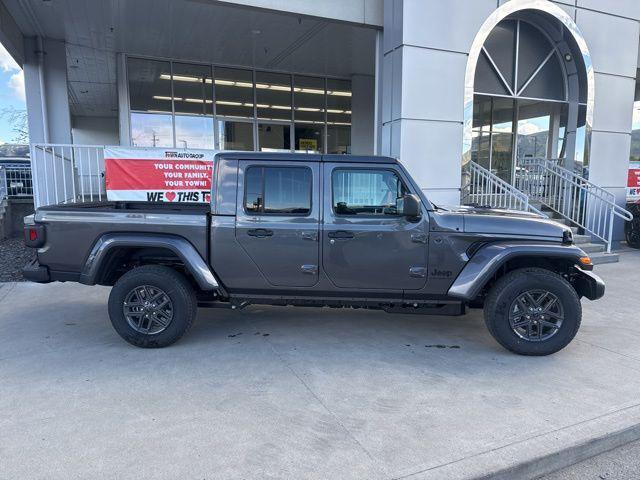 2026 Jeep Gladiator GLADIATOR SPORT S 4X4 2026 Jeep Gladiator GLADIATOR SPORT S 4X4