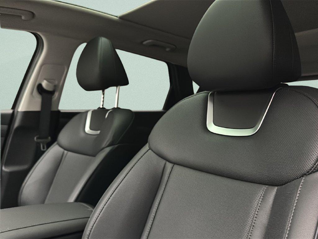 2026 Hyundai Tucson Limited - Photo 9