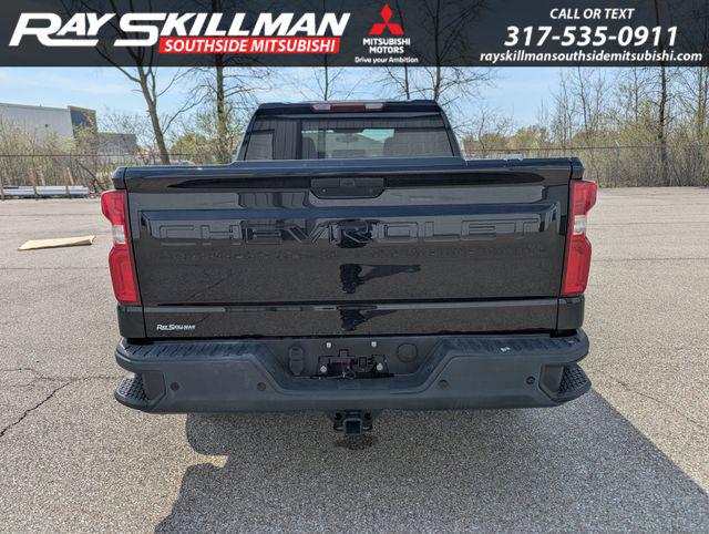 2022 Chevrolet Silverado 1500 4WD Double Cab Standard Bed RST