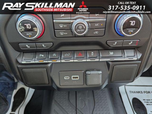 2022 Chevrolet Silverado 1500 4WD Double Cab Standard Bed RST
