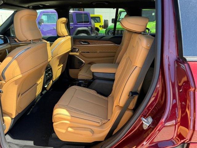 2026 Jeep Grand Cherokee Summit 4x4