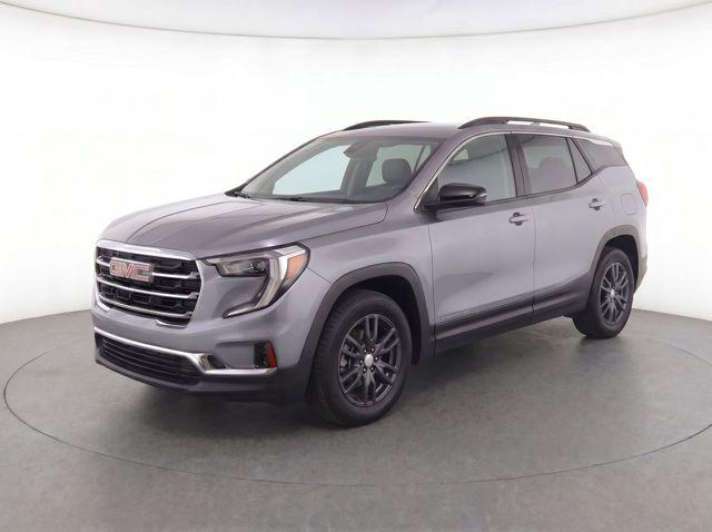 2025 GMC Acadia FWD Elevation for sale in Uvalde, TX