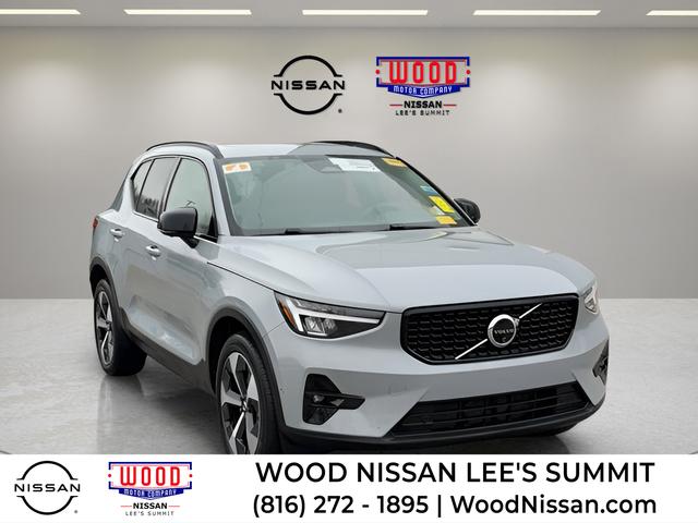 2024 Volvo XC40 B5 Plus Dark Theme for sale in Lee's Summit, MT