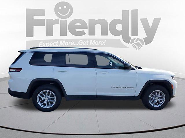 2023 Jeep Grand Cherokee L Laredo 4x4