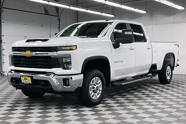 2025 Chevrolet Silverado 2500HD 4WD Crew Cab Long Bed LT