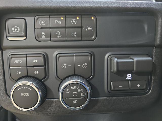 2026 Chevrolet Tahoe 4WD Premier