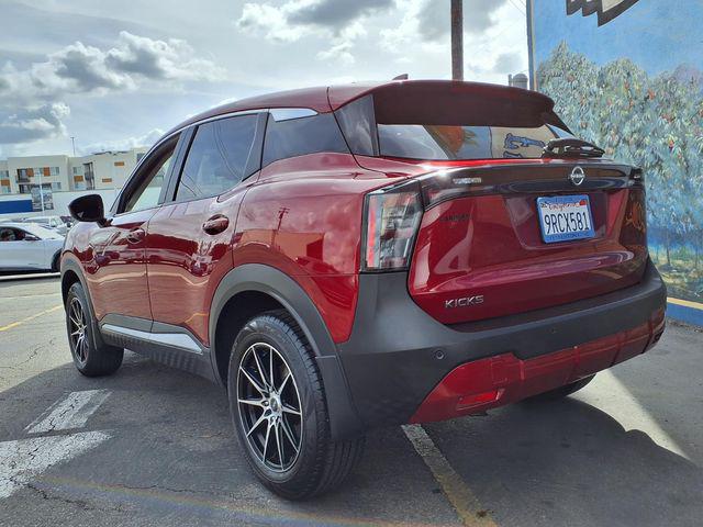 2025 Nissan Kicks SV FWD