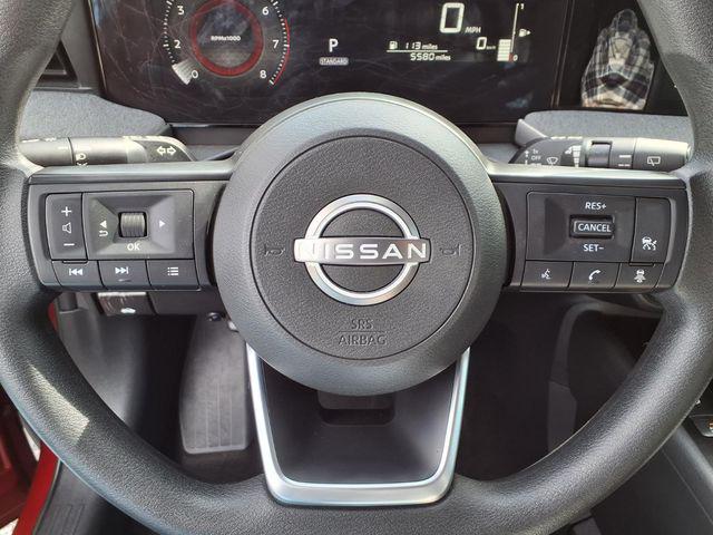 2025 Nissan Kicks SV FWD