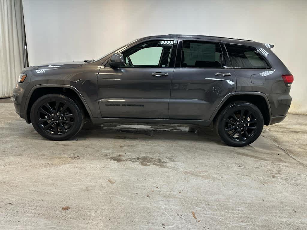 2020 Jeep Grand Cherokee Altitude - Photo 9