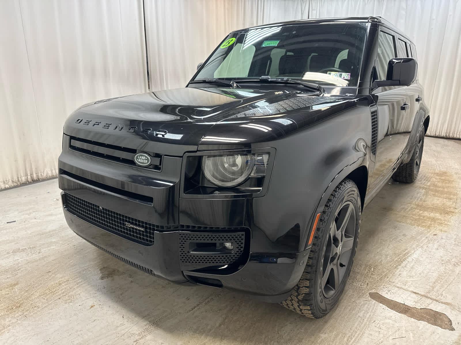 2023 Land Rover Defender X-Dynamic SE - Photo 11