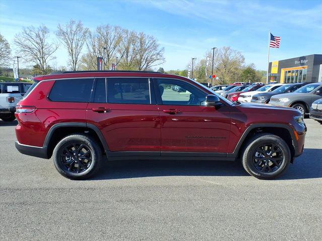 2026 Jeep Grand Cherokee GRAND CHEROKEE L LAREDO ALTITUDE 4X4