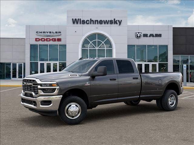 2026 RAM Ram 3500 RAM 3500 TRADESMAN CREW CAB 4X4 8 BOX