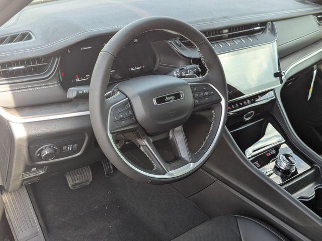 2026 Jeep Grand Cherokee GRAND CHEROKEE L LAREDO ALTITUDE 4X4