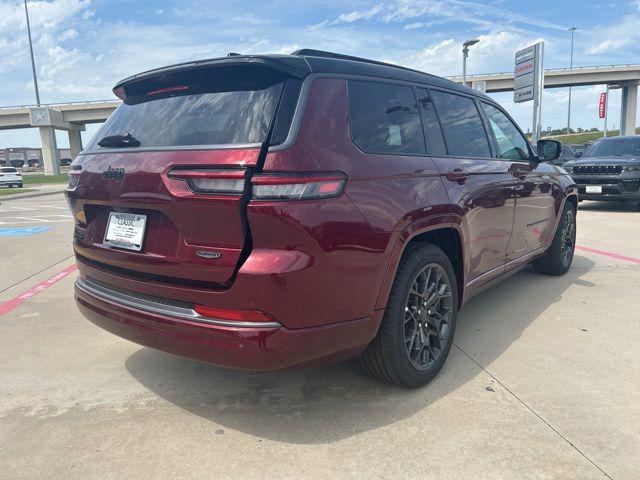 2026 Jeep Grand Cherokee Summit 4x4
