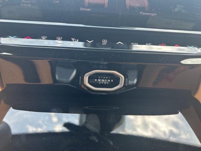 2026 Jeep Grand Cherokee Summit 4x4