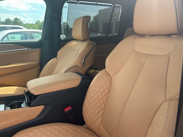 2026 Jeep Grand Cherokee Summit 4x4
