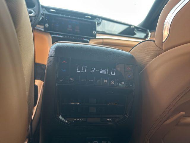 2026 Jeep Grand Cherokee Summit 4x4