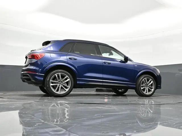 2025 Audi Q3 Premium 45 TFSI S line quattro Tiptronic