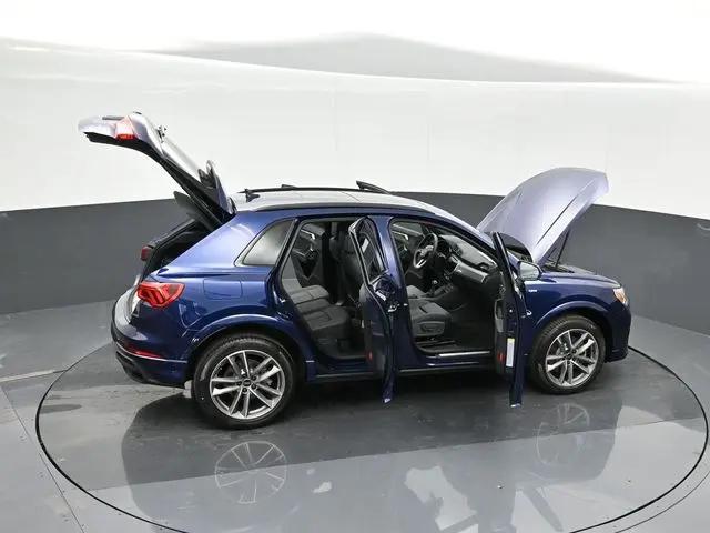 2025 Audi Q3 Premium 45 TFSI S line quattro Tiptronic