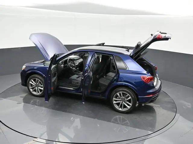 2025 Audi Q3 Premium 45 TFSI S line quattro Tiptronic