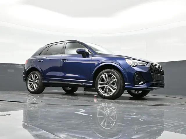 2025 Audi Q3 Premium 45 TFSI S line quattro Tiptronic