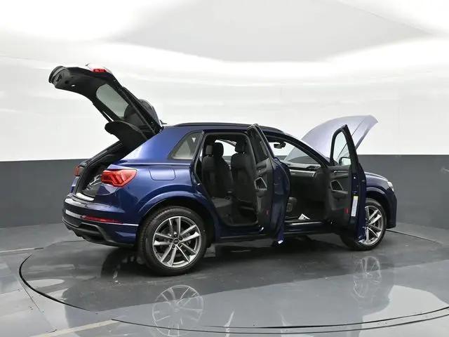 2025 Audi Q3 Premium 45 TFSI S line quattro Tiptronic