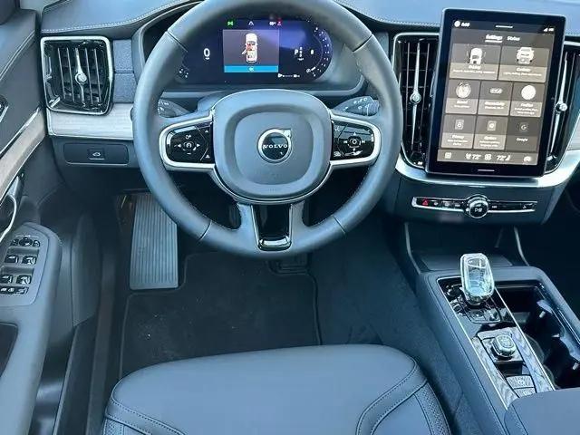 2026 Volvo XC90 Core, B5 AWD Gas (mild hybrid), Gasoline, Bright, 7 Seats
