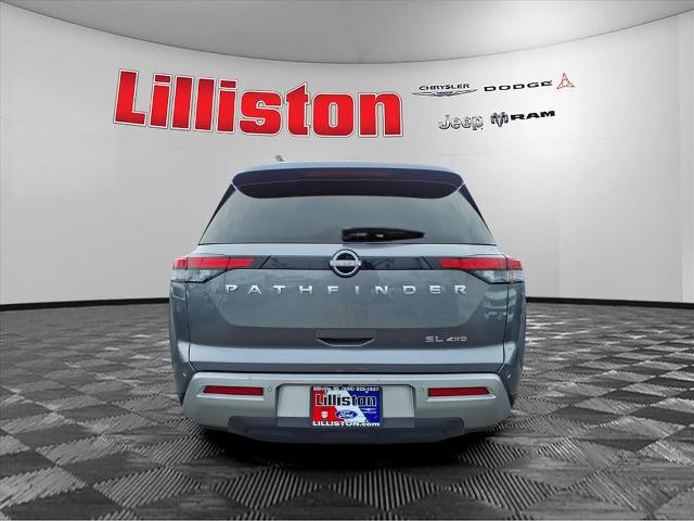 2023 Nissan Pathfinder SL 4WD