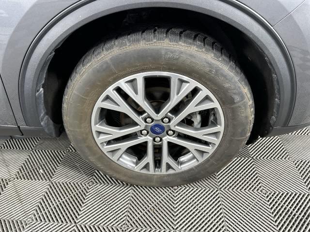 2022 Ford Escape SEL Hybrid