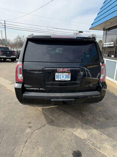 2015 GMC Yukon XL SLT