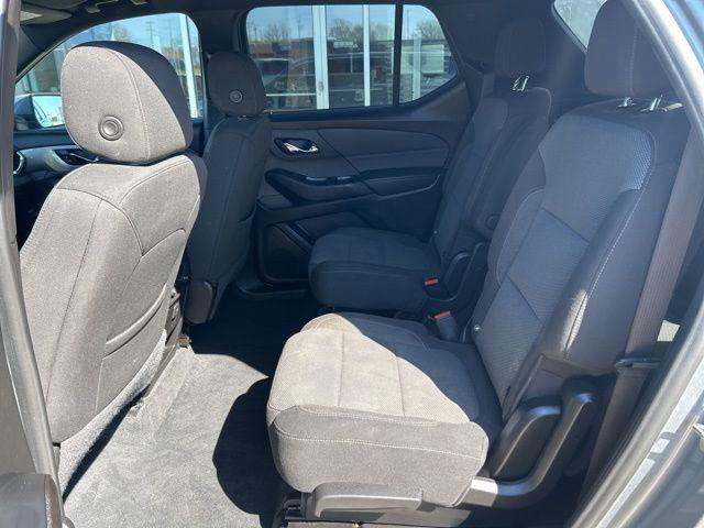 2023 Chevrolet Traverse FWD LT Cloth
