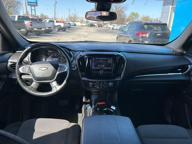 2023 Chevrolet Traverse FWD LT Cloth
