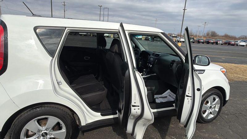 2019 Kia Soul Base