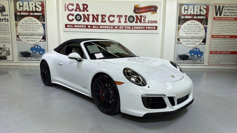 2017 Porsche 911 Carrera GTS