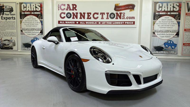 2017 Porsche 911 Carrera GTS