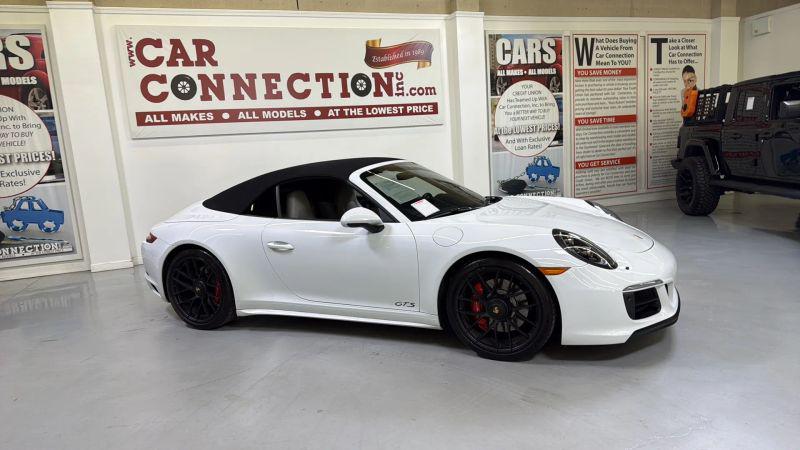 2017 Porsche 911 Carrera GTS