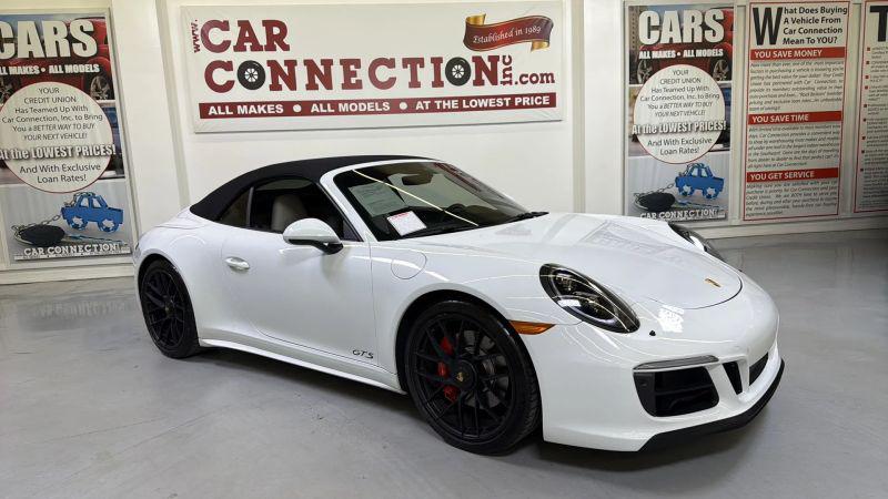 2017 Porsche 911 Carrera GTS