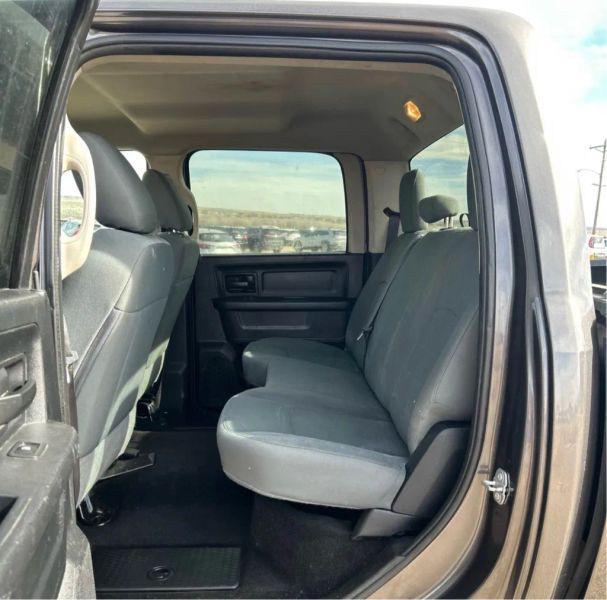 2017 Ram 1500 Express Crew Cab 4x4 5'7" Box