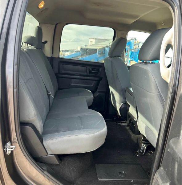 2017 Ram 1500 Express Crew Cab 4x4 5'7" Box