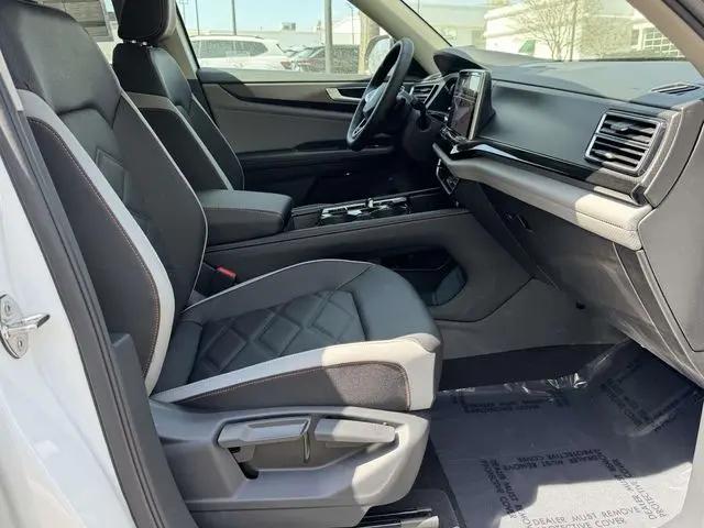 2026 Volkswagen Atlas Peak Edition