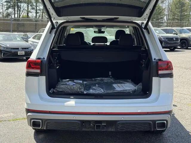 2026 Volkswagen Atlas Peak Edition