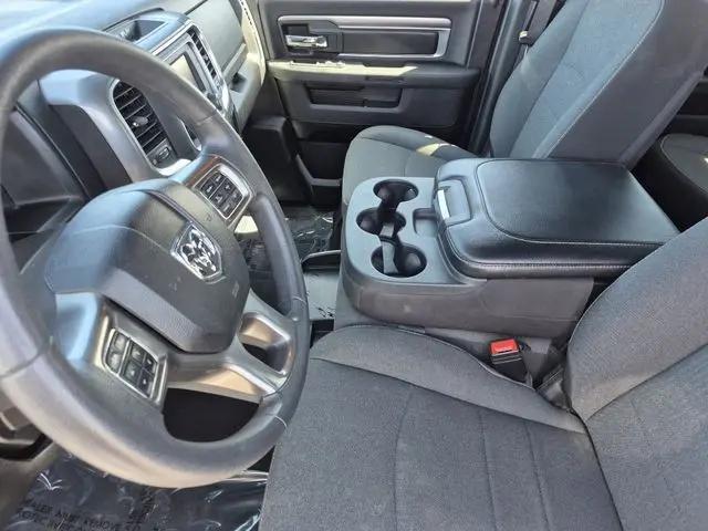 2024 Ram 1500 Classic Warlock Crew Cab 4x4 5'7" Box
