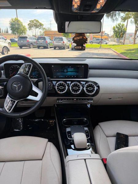 2019 Mercedes-Benz A 220 A 220