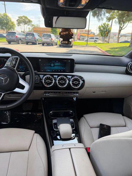 2019 Mercedes-Benz A 220 A 220